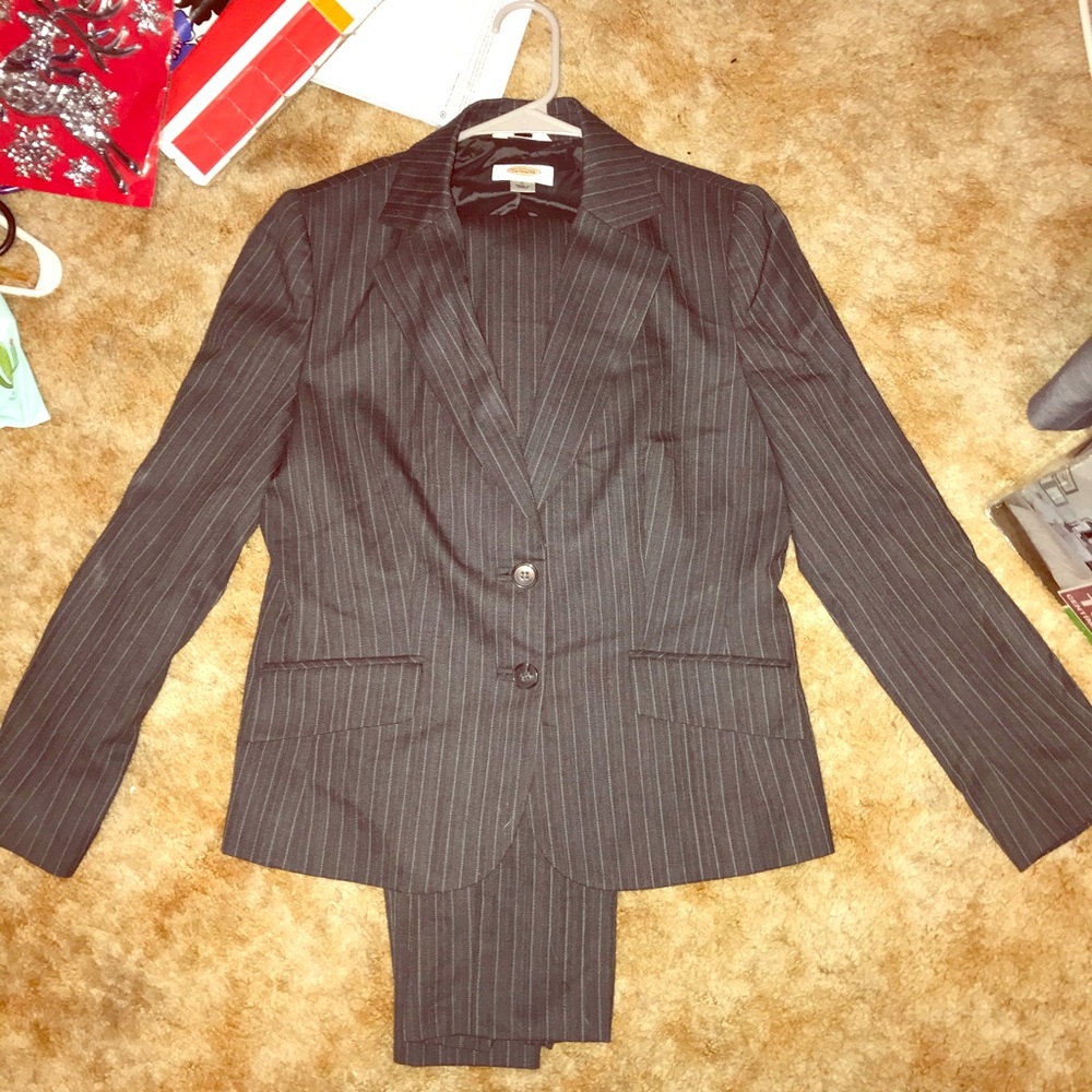2 peice dressy pin strip jacket&pants setbyKaSPER